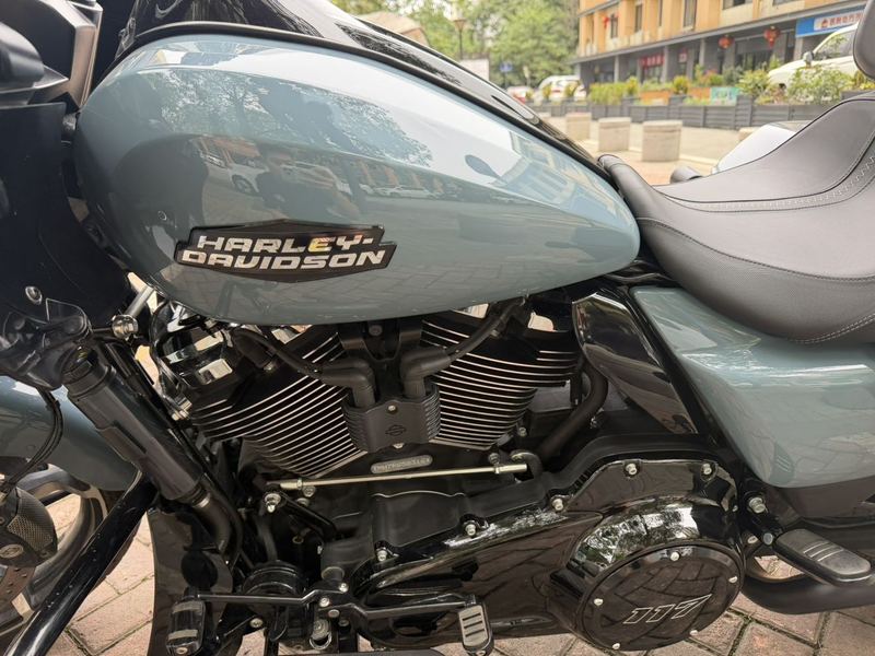 二手哈雷戴维森公路滑翔 Road Glide