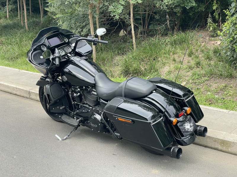 二手哈雷戴维森公路滑翔 Road Glide