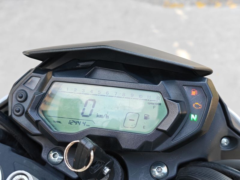二手贝纳利红宝龙 TNT150i