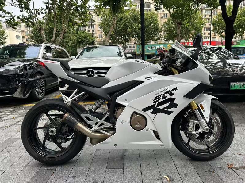 二手张雪机车500RR