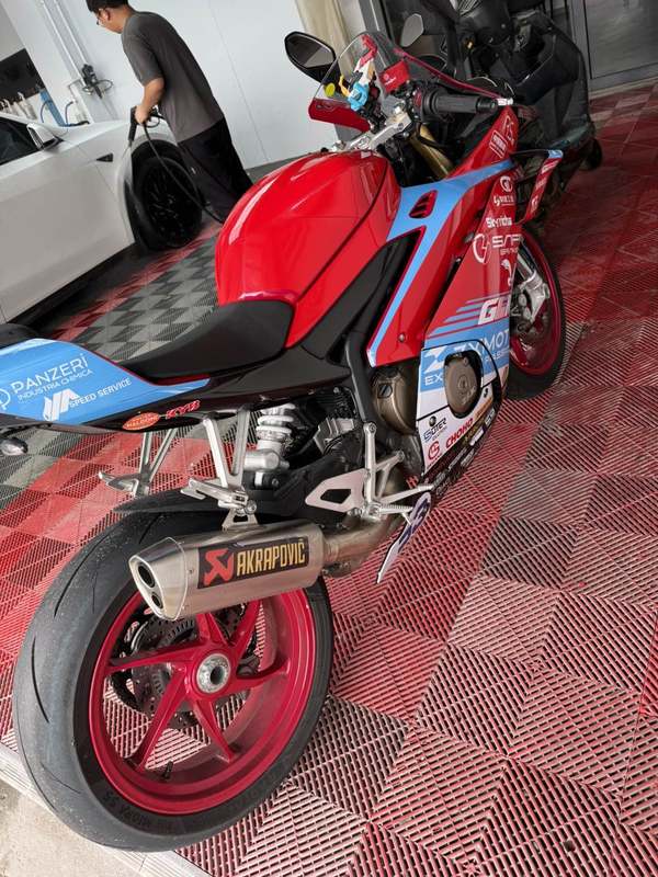 二手张雪机车500RR