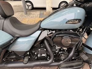 二手哈雷戴维森公路滑翔 Road Glide