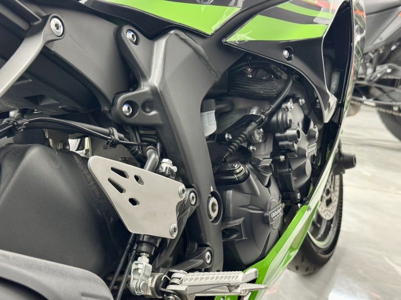 二手川崎Ninja ZX-6R 