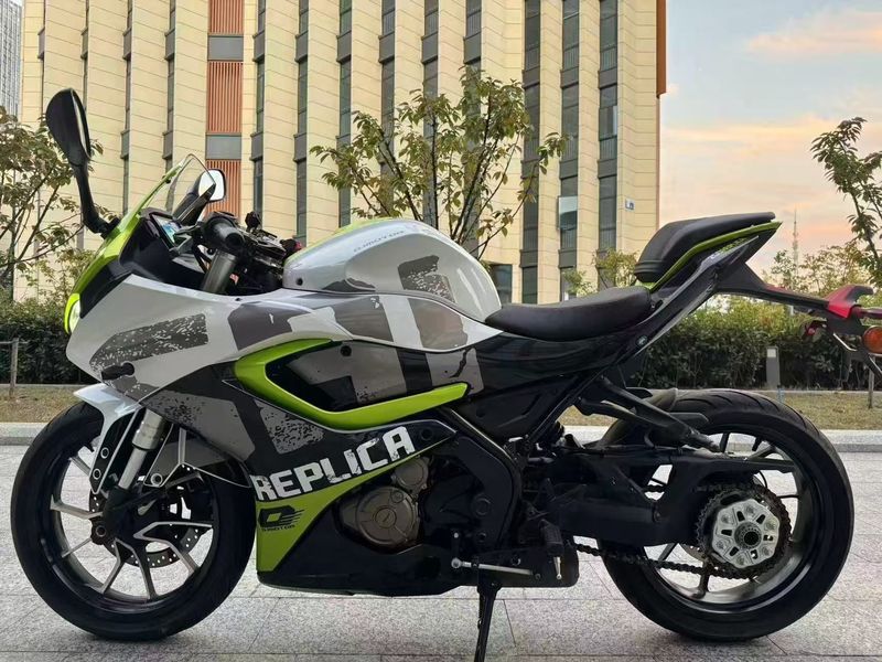 二手QJMOTOR赛250