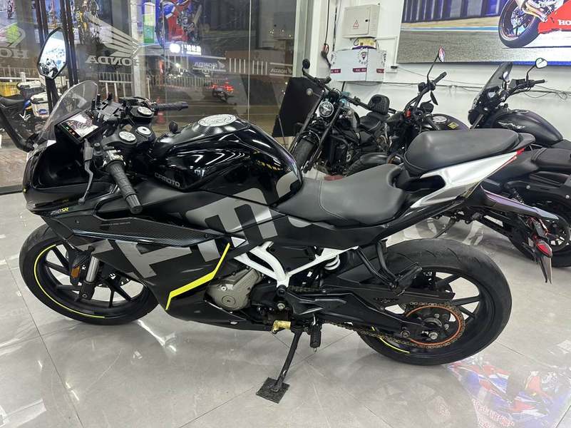 二手春风250SR