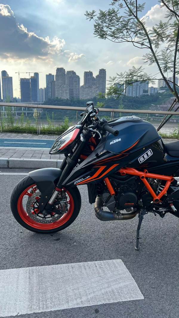 二手KTMR2R1290 Super Duke