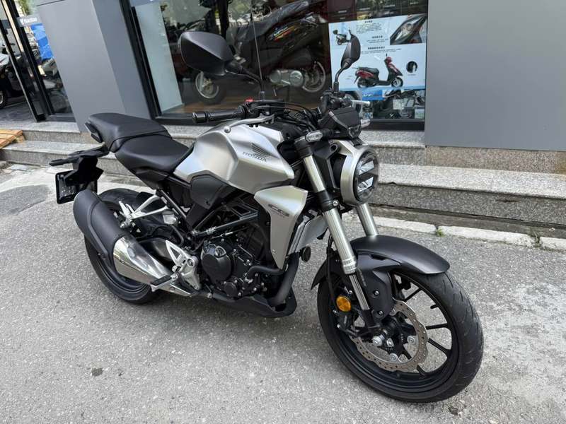 二手本田CB300R
