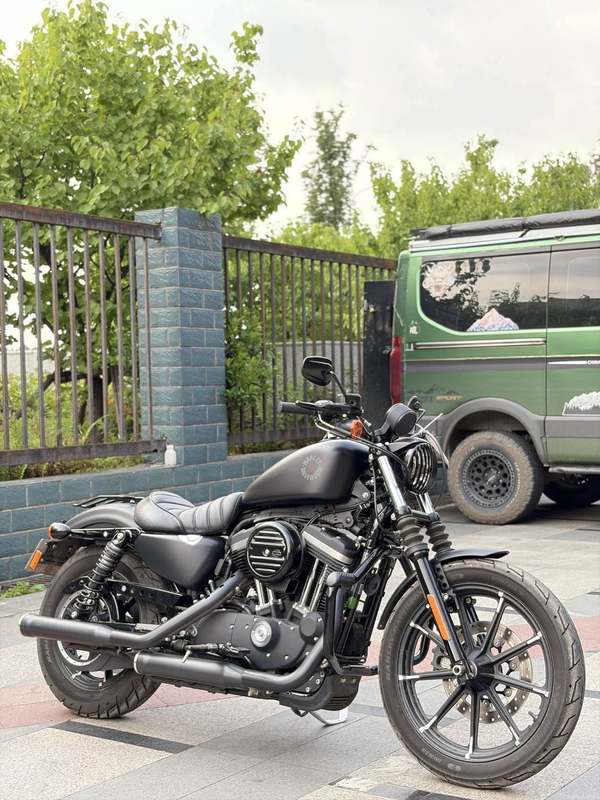 二手哈雷戴维森Iron883 硬汉