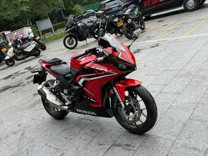 二手本田CBR400R