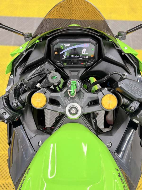 二手川崎ZX-4R