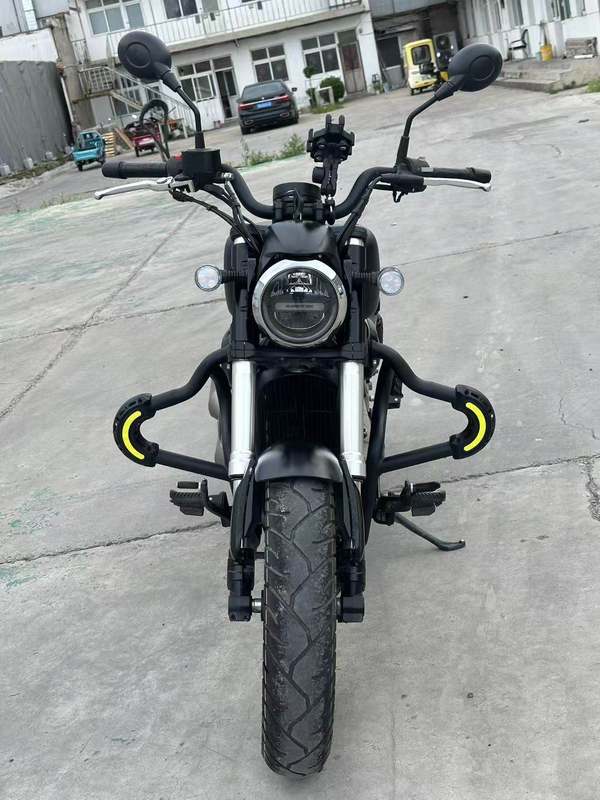 二手QJMOTOR闪300