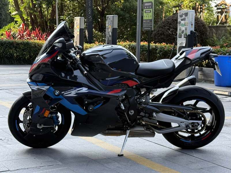 二手宝马M 1000 RR