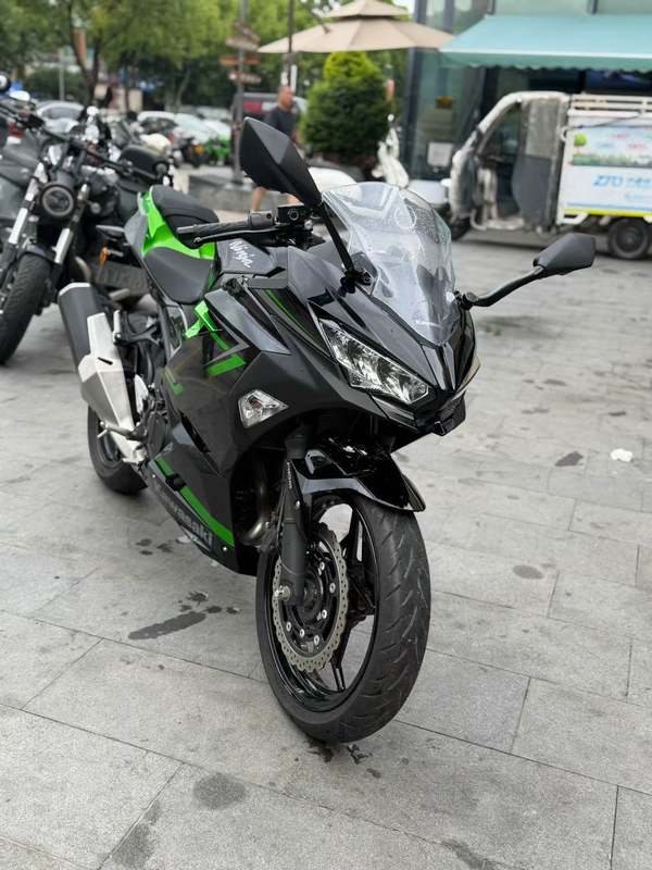 二手川崎Ninja 400