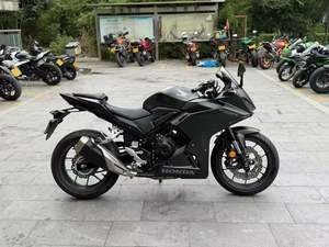 二手本田CBR400R