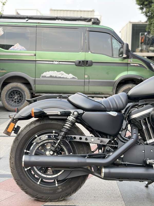 二手哈雷戴维森Iron883 硬汉