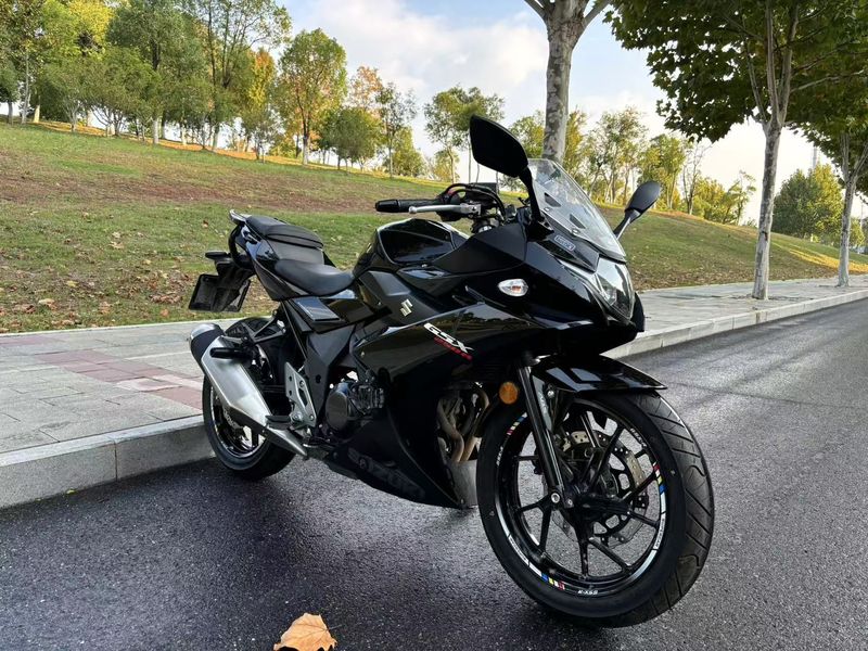 二手豪爵铃木GSX250R