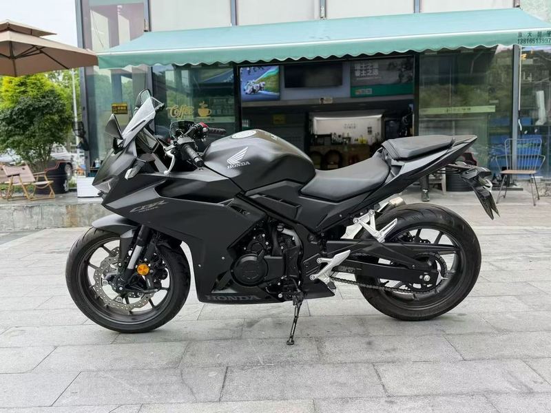 二手本田CBR400R
