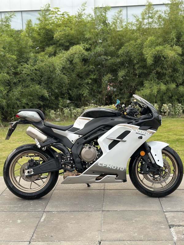 二手春风500SR VOOM