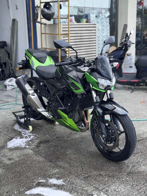 二手川崎Z400