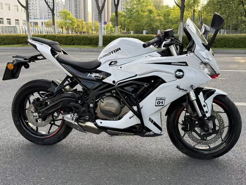 二手QJMOTOR赛250