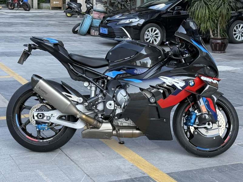 二手宝马M 1000 RR