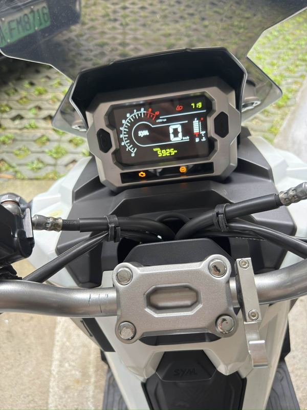 二手三阳哈士奇 Husky ADV150