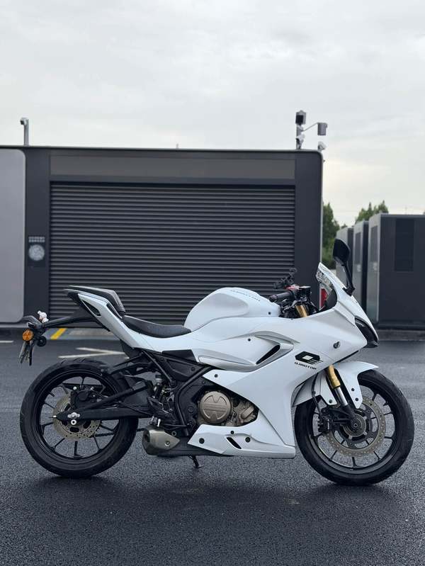 二手QJMOTOR赛250