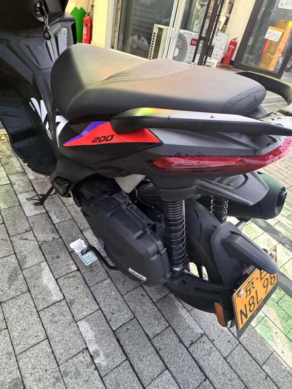 二手阿普利亚SR GT 200