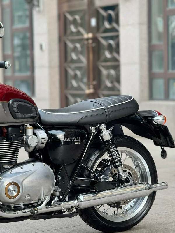 二手凯旋Bonneville T120