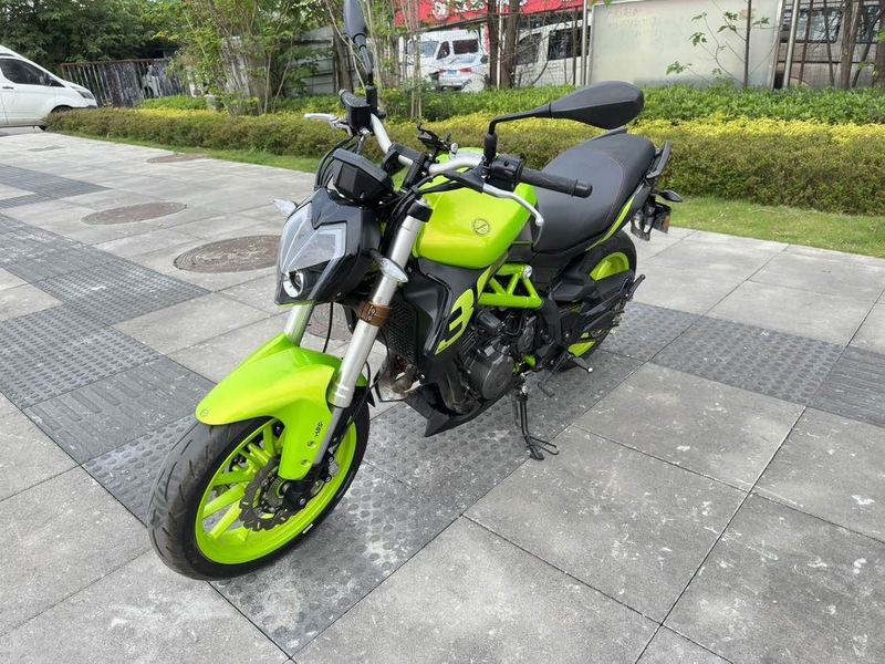 二手贝纳利蓝宝龙 BN302S