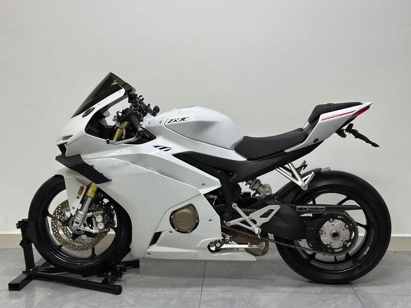 二手张雪机车500RR