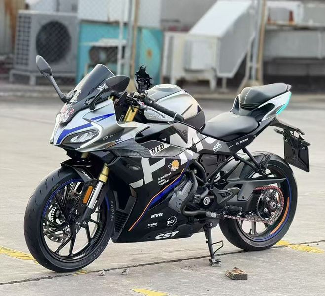 二手春风250SR