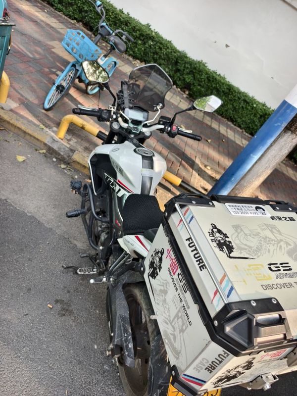 二手贝纳利小迅龙 BN150S