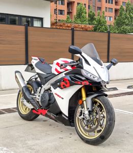 二手阿普利亚RSV4