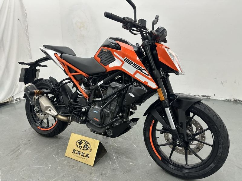 二手KTMR2R250 Duke