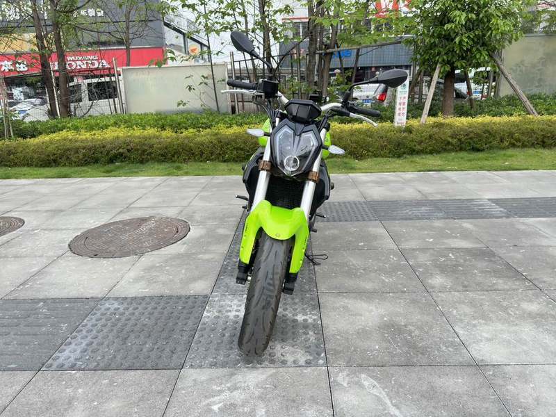 二手贝纳利蓝宝龙 BN302S