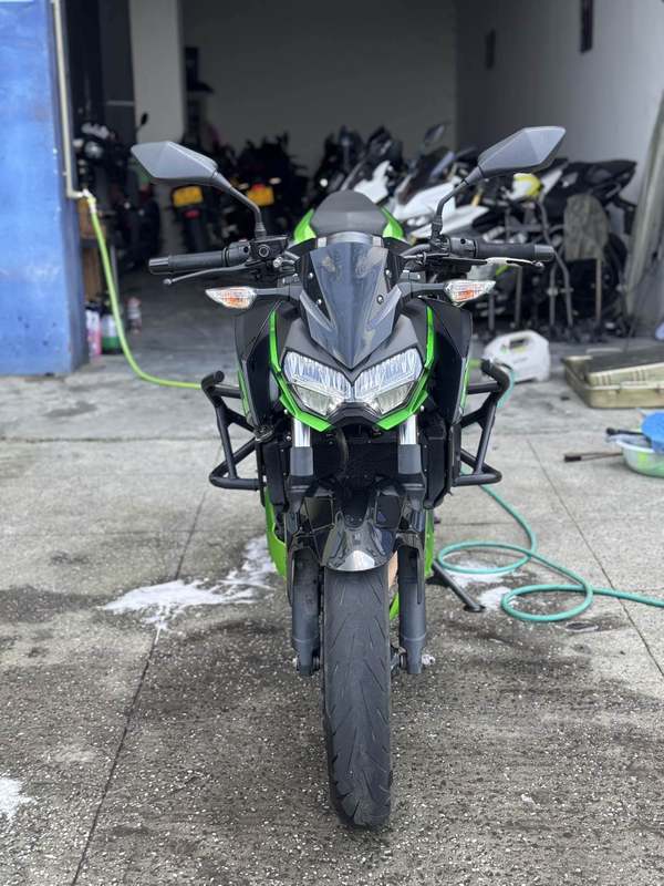 二手川崎Z400
