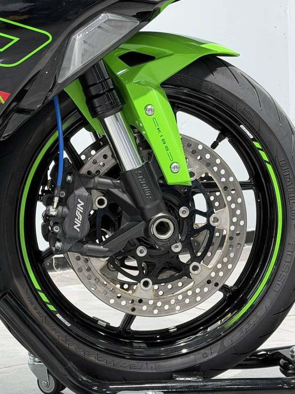 二手川崎Ninja ZX-6R 