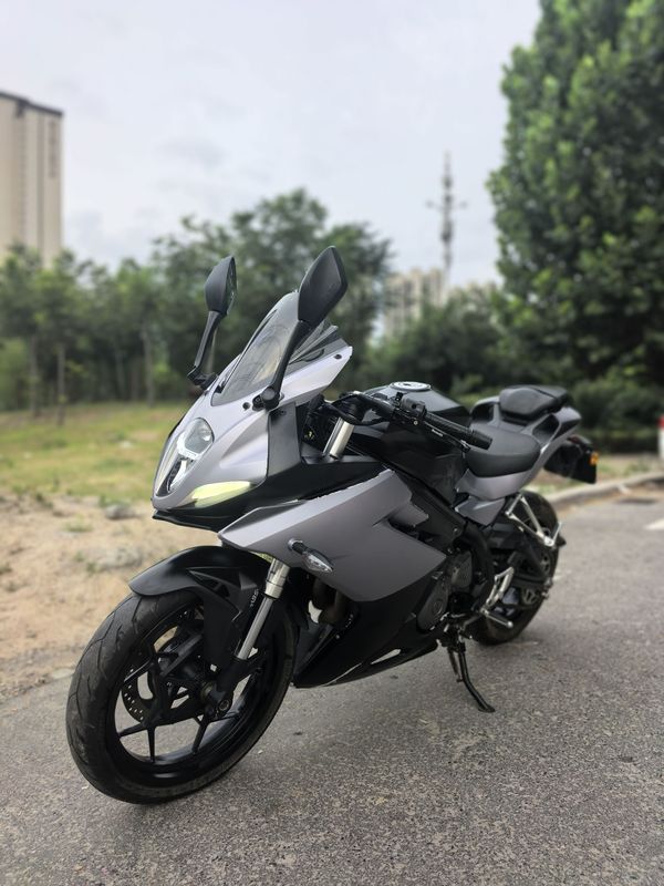 二手贝纳利龙卷风 Tornado 252R