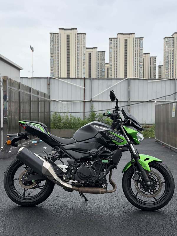 二手川崎Z400