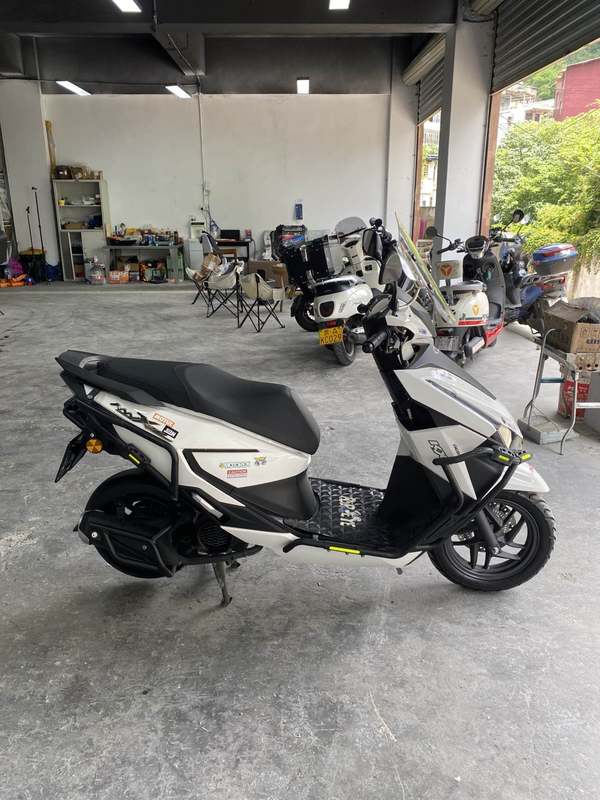 二手五羊本田NWX125