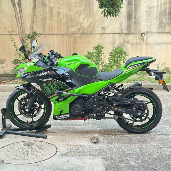 二手川崎Ninja 400