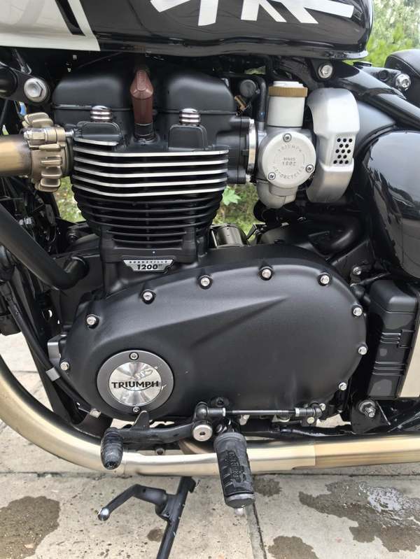 二手凯旋Bonneville Bobber
