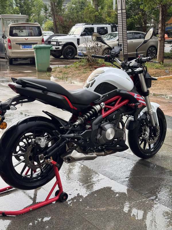 二手贝纳利蓝宝龙 BN302S