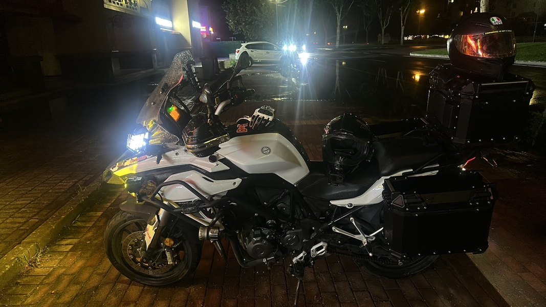 二手贝纳利金鹏 TRK502