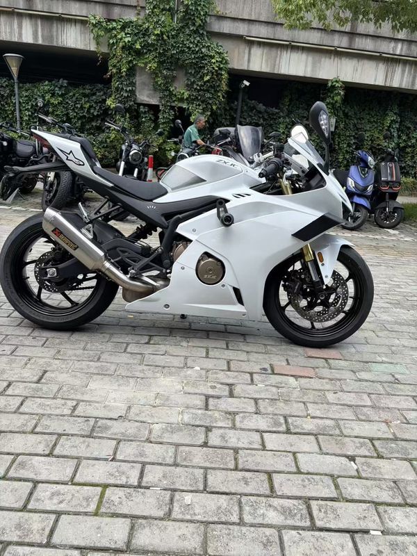 二手张雪机车500RR
