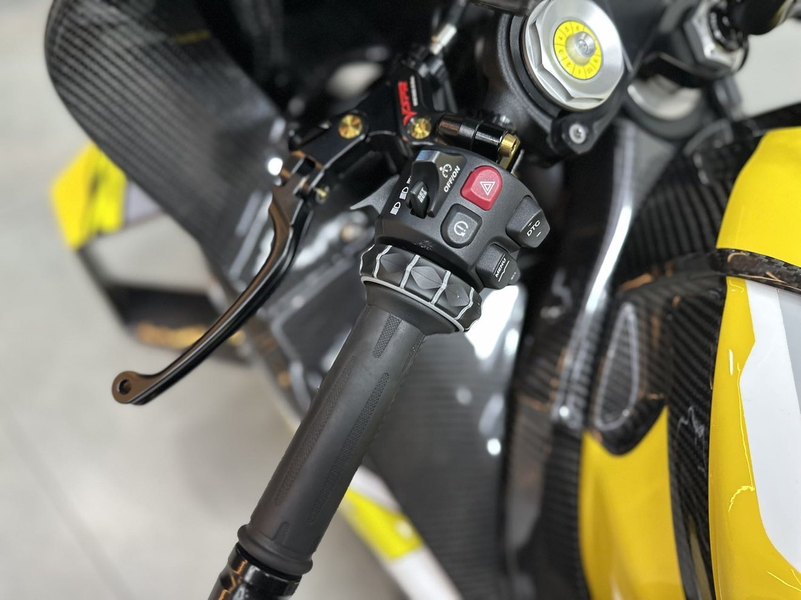 二手宝马M 1000 RR