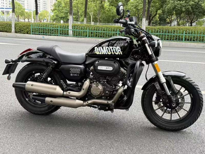 二手QJMOTOR闪300