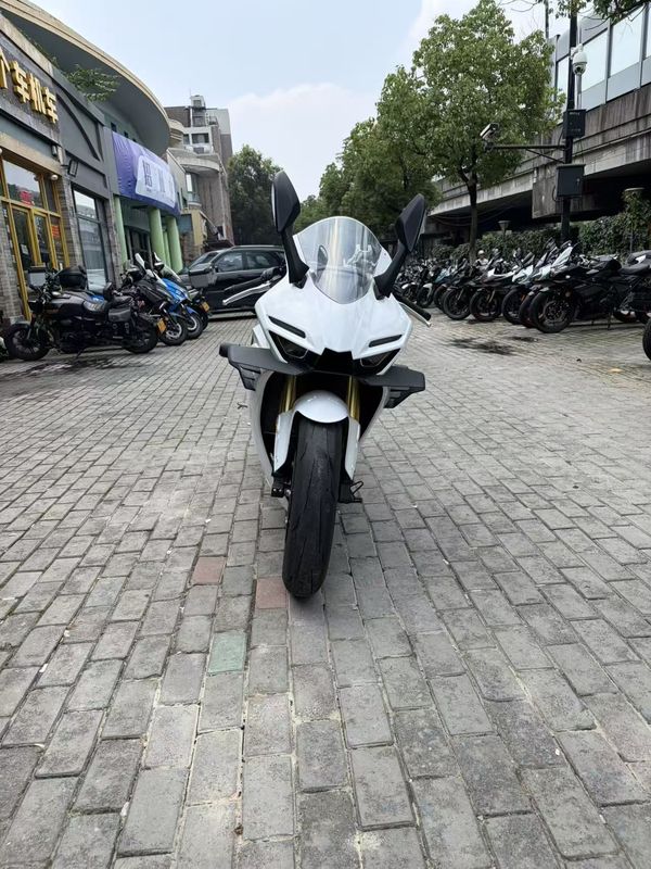 二手张雪机车500RR