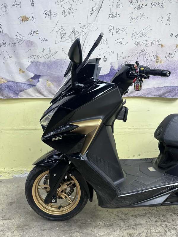二手光阳赛艇 ST250